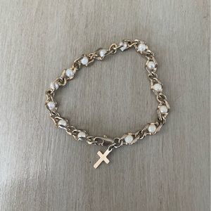Pearl and cross bracelet